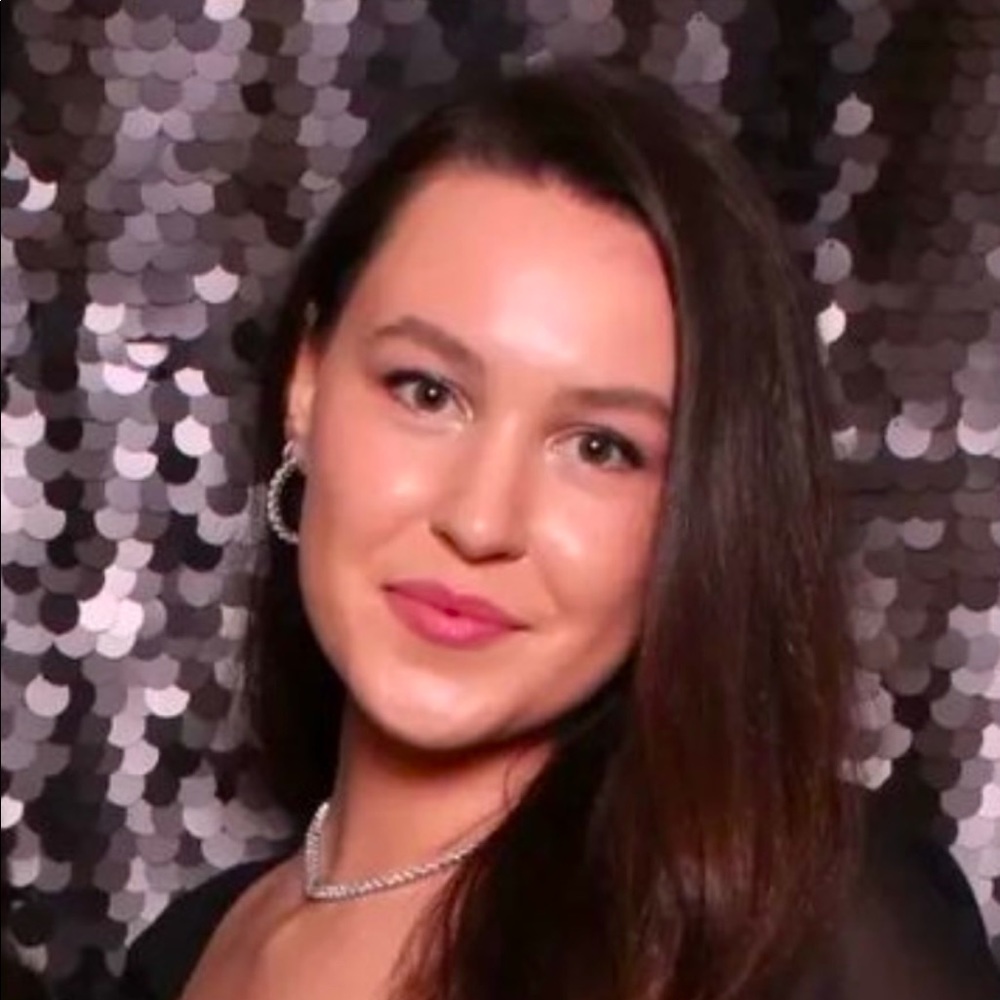 Meet your Posher, Grace